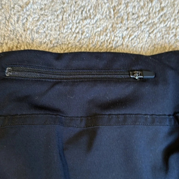 Fabletics Skort Back Pleat Medium golf/ tennis back pocket - Picture 4 of 6